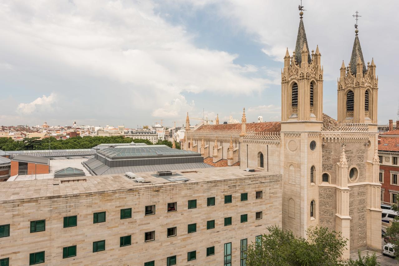 Los Jeronimos Madrid Exteriör bild